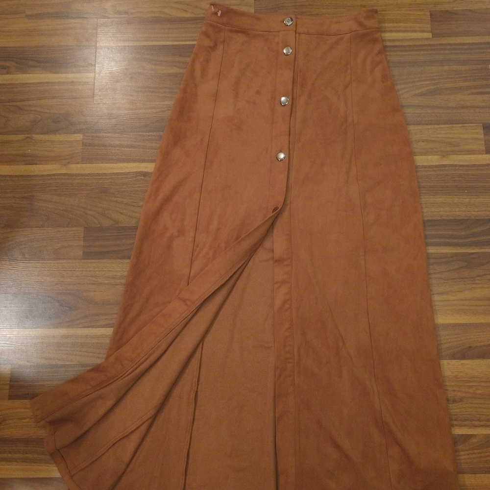 ATMOSPHERE button down maxi skirt